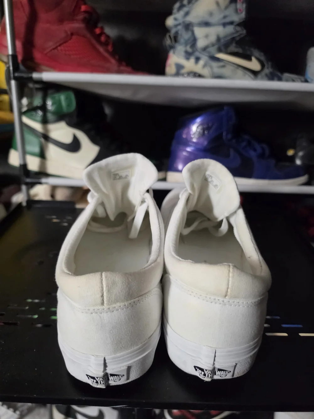 🔥 Vans Men Size 10.5 Classic Low White Canvas Sneakers